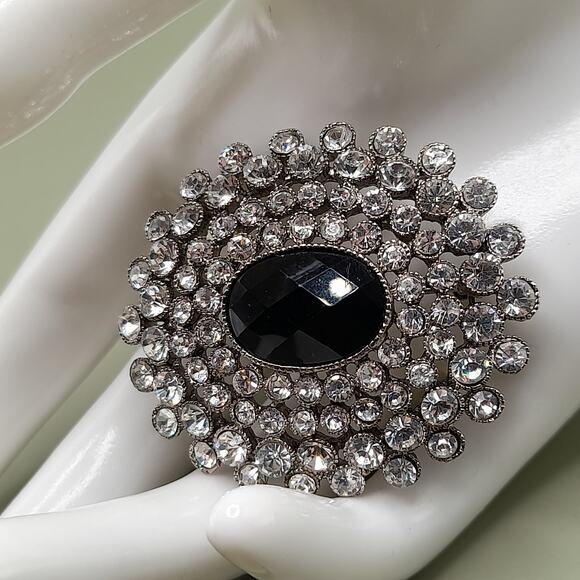 Vintage Monet Clear Black Rhinestone Oval Brooch, 1980s, 1 5/8 Inch - Picture 4 of 13